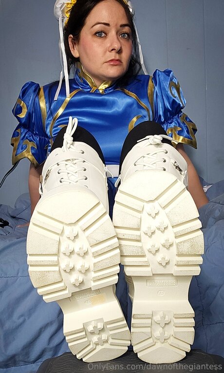 Dawnofthegiantess estrella porno adulto galerías