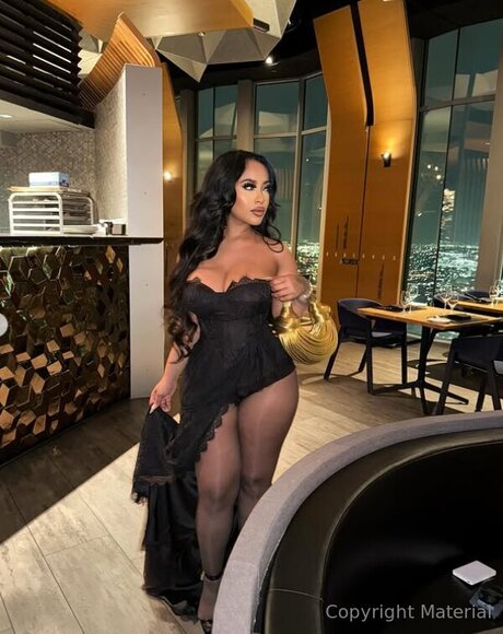 Misskaelynmarievip modelo desnudo imágenes