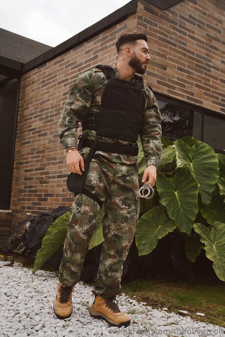 Theolivercolt estrella sexy imágenes