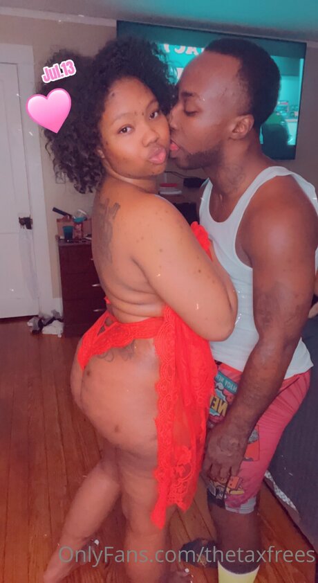 Thetaxfrees bonita estrella porno imágenes