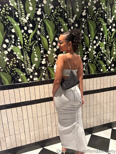 Floridashawty modelo hd galería