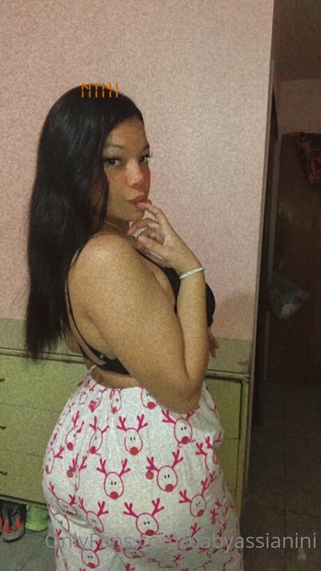 Babyassianini estrella agradable fotos