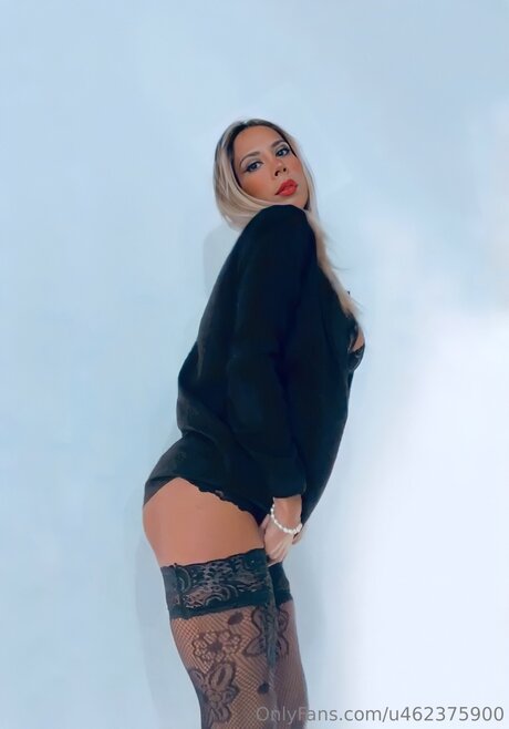 Lolavippp bonita estrella galería