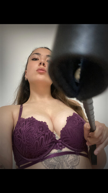 Kinkydaniela modelo porno imagen