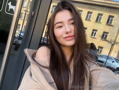 Lovely Lilly Me estrella porno erótica fotos