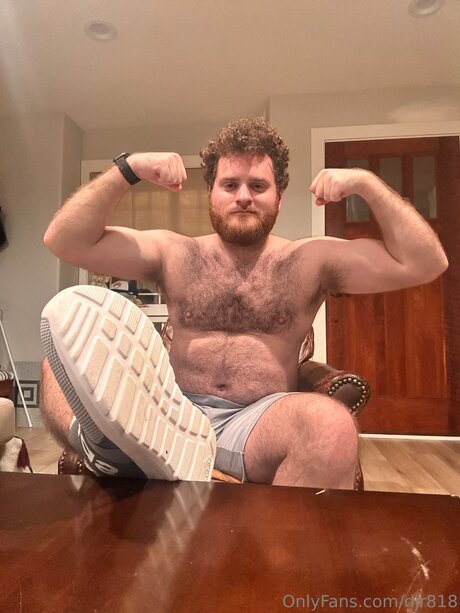 Alphadazza18 modelo desnuda imagen