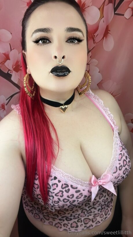 Sweetlillitth estrella porno en alta definición imágenes