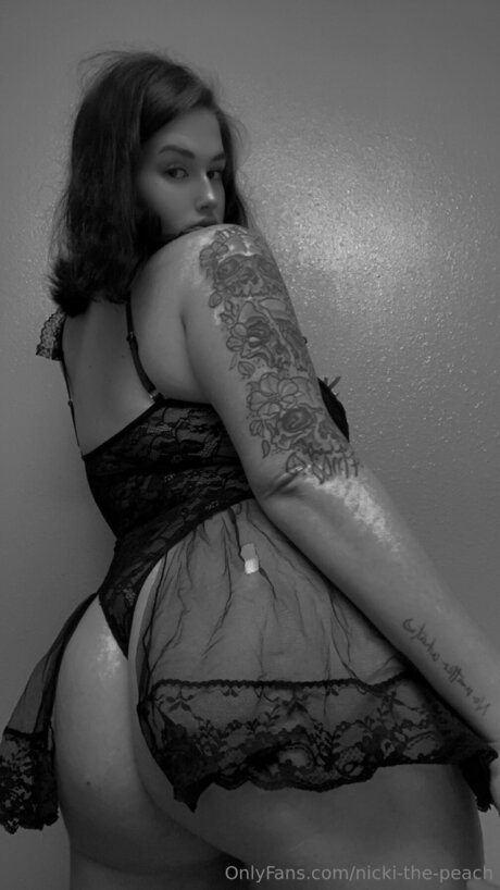 Nicki The Peach estrella hermosa imágenes