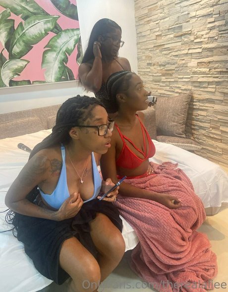 therealaliee estrella porno caliente recopilación