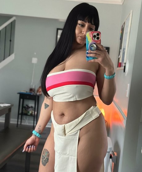 DelilahMoonx modelo hd imágenes