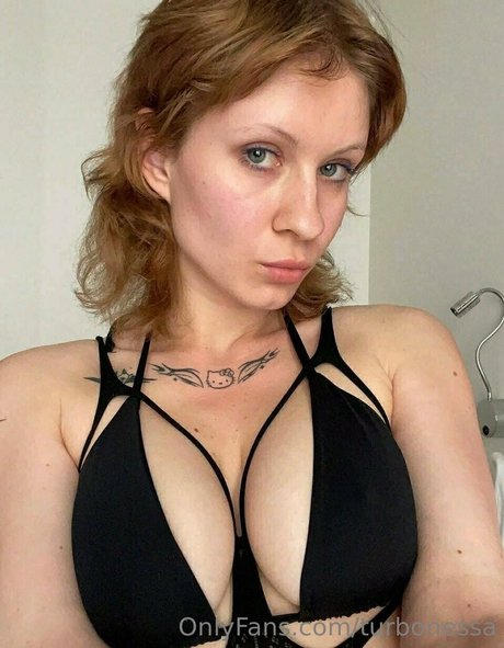 turbonessa modelo pornografico fotos