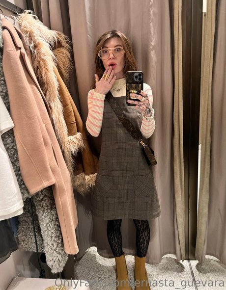 turbonessa modelo desnuda galería