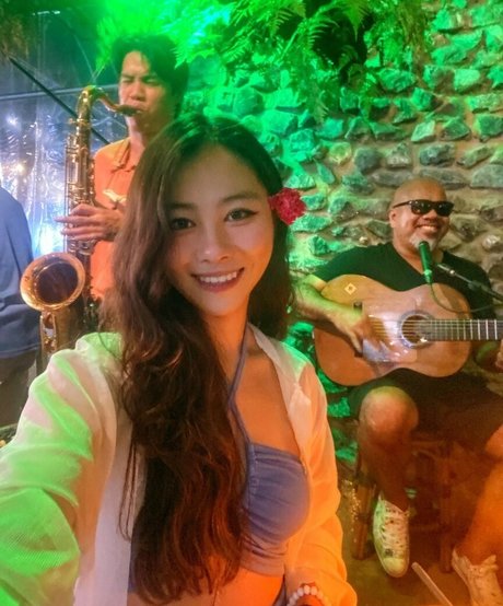 Mhyochi modelo superior archivo