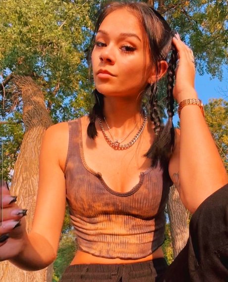 follando en la piscina onlyfans erótico hd galería