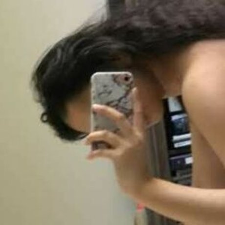 DidntSeeThatCumming_ estrella erótica archivo