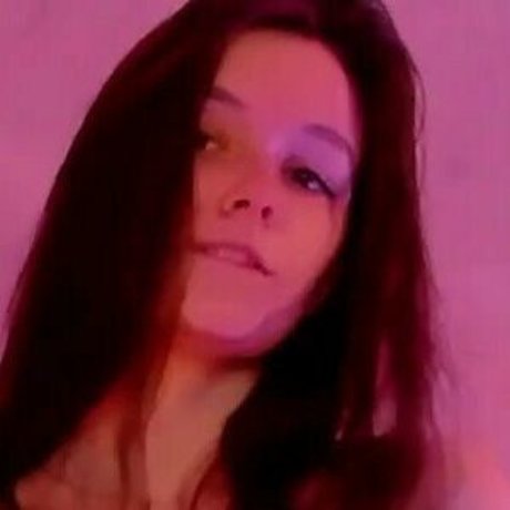 Deity abyss estrella porno atractiva imágenes