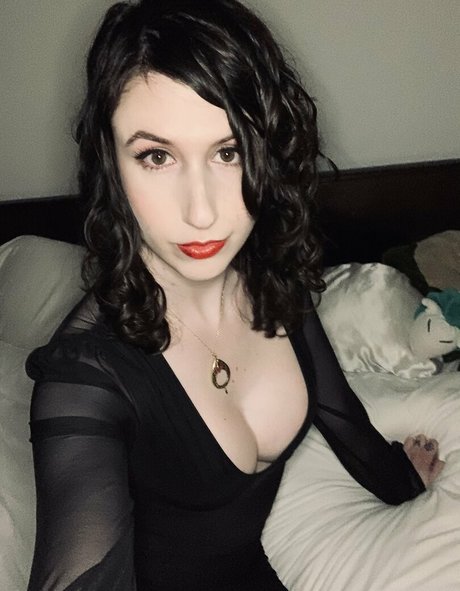 Bloody desnudos de estrellas archivo