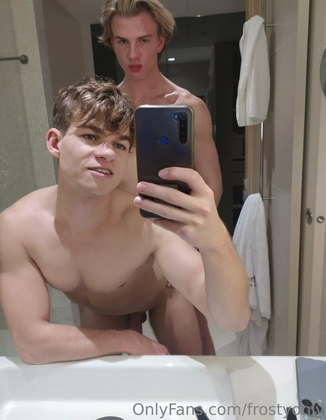 frostyonly sexo modelo imágenes