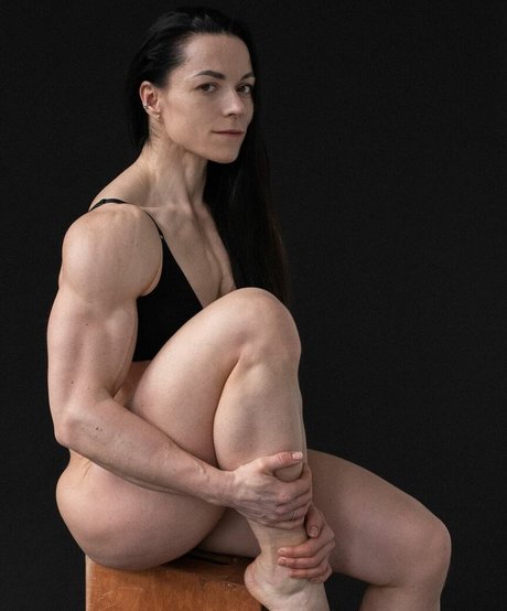 Galina Titova actriz adulta imagen