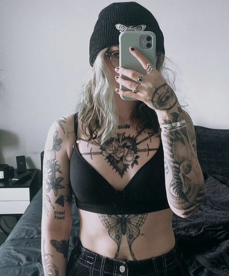 Mothica actriz caliente imágenes