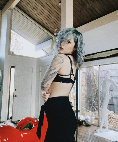 Mothica modelo gratis galería