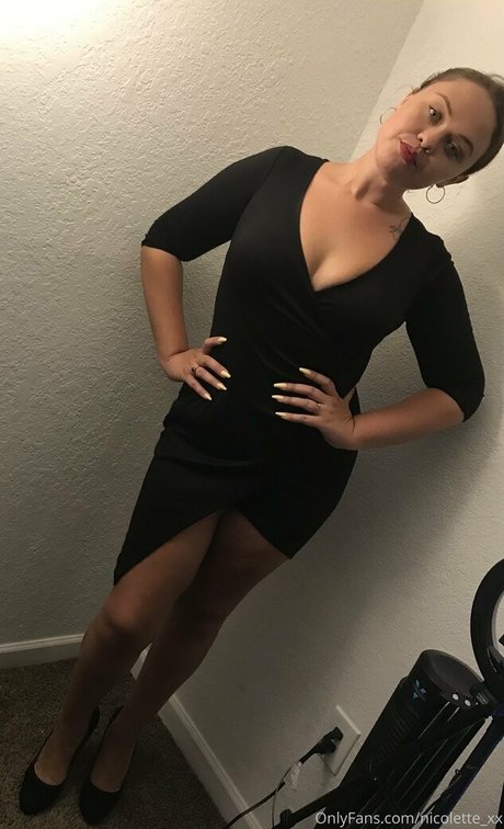 nicolette xx buen modelo foto