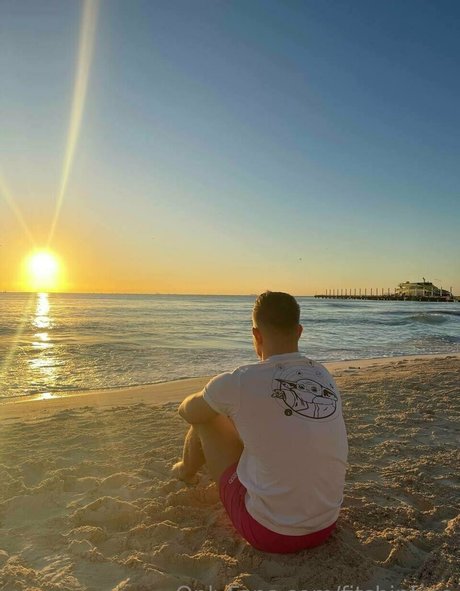 fitshinfree modelo de alta calidad archivo