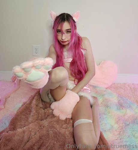 atruemess actriz libre imágenes