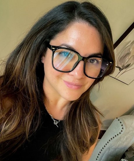 Bella Paz bonita estrella porno galerías