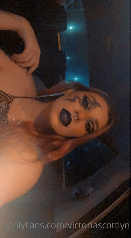 victoriascottlyn modelo erótico galerías