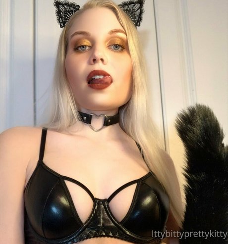 ittybittyprettykittyfree estrella desnuda archivo