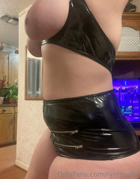 rynnryder actriz desnuda imágenes