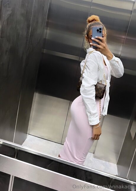 Annakacia sexo modelo archivo