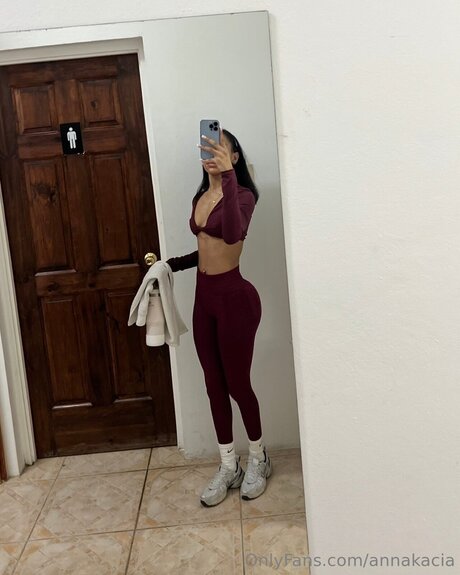 Annakacia estrella de alta definición imagen