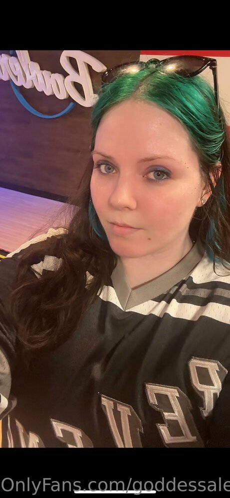 Goddessalexarayne estrella porno hd galería