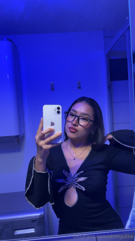 Shhhjuliiie hermosa actriz foto