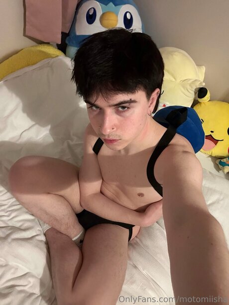 Motomiisha buena estrella porno fotos