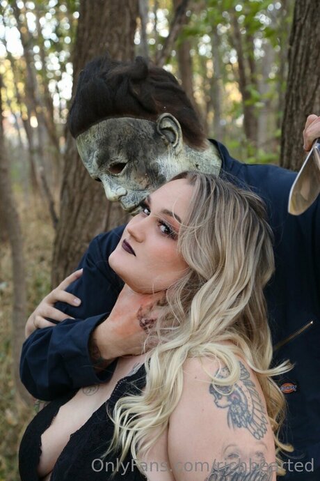 Richhearted sexo modelo imágenes