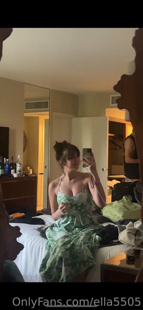 Oppachoppa modelo hermosa foto