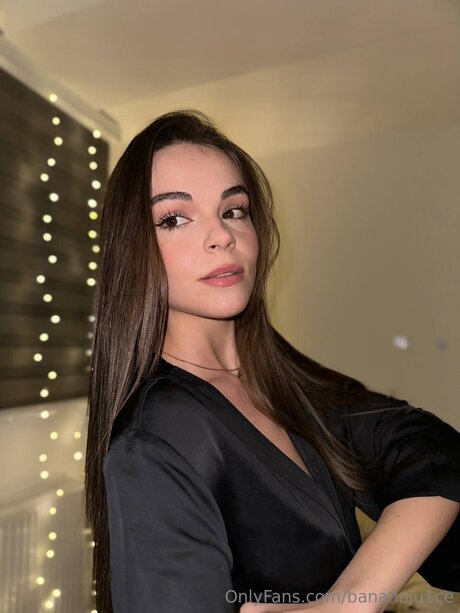 Bananaju1ce estrella porno erótica fotos