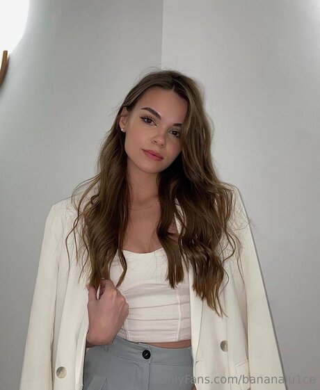 Bananaju1ce arte modelo archivo