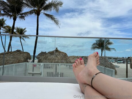 Wanderlustcouple modelo desnudo archivo