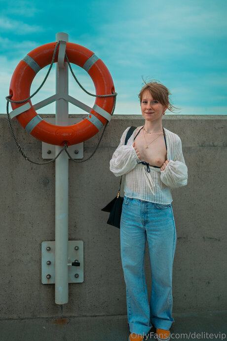 Delitevip modelo desnudos archivo