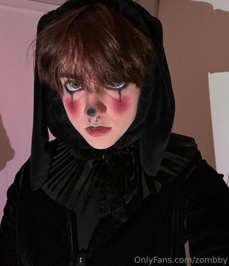 Zombby estrella hd archivo