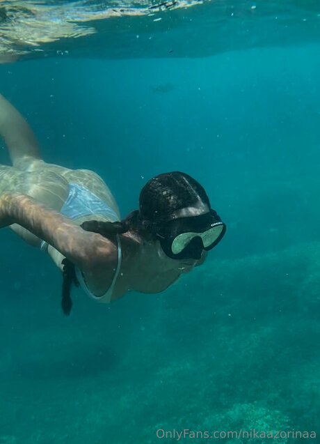 Nikaazorinaa estrella porno en alta definición galerías