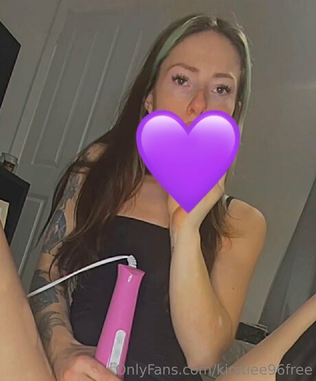 Kirstiee96free actriz porno galerías