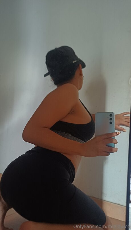 Mieldulco hermosa actriz fotos