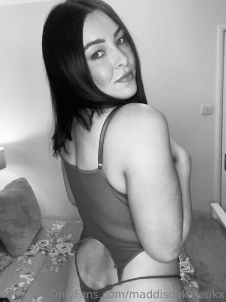 Maddisonkateukx modelo atractivo foto