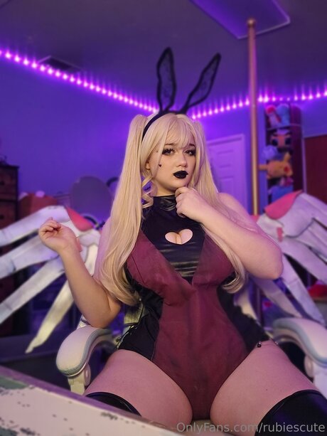 Rubiescute hermosa estrella porno imagen