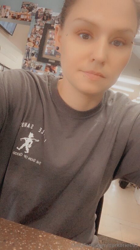 Darkaries93 actriz desnuda galería